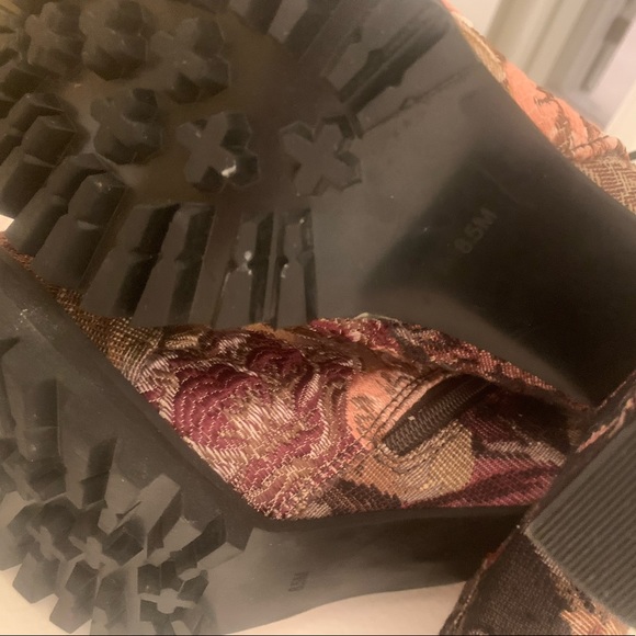 Floral Lilith Boots - Picture 5 of 6